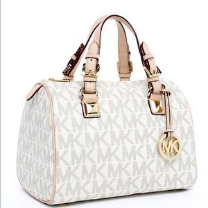 Michael kors satchel purse